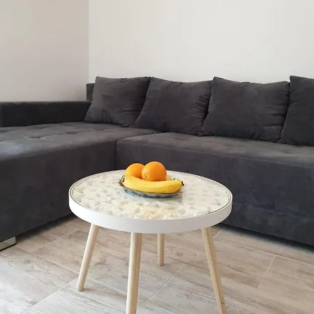 17711a Apartman